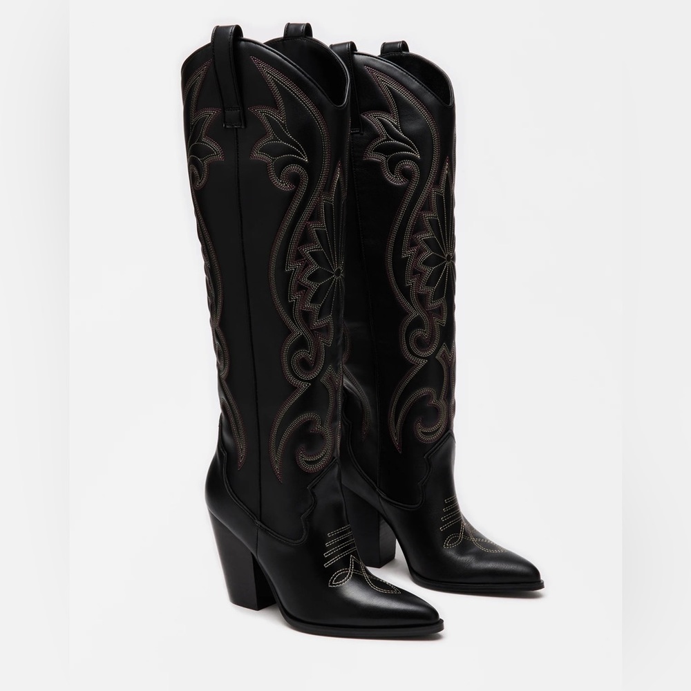 Steve Madden Lasso- Black Leather Multi size 7.5.